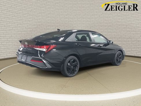 New 2026 Hyundai Elantra Sport image 5