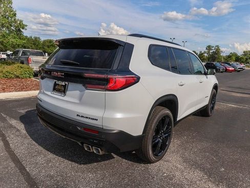 Used 2026 GMC Acadia Elevation w/ Black Edition FWD image 9