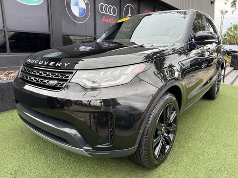 Used 2019 Land Rover Discovery SE AWD/4WD image 1