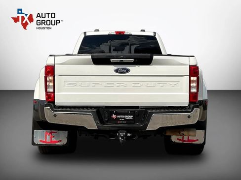 Used 2020 Ford F350 Lariat w/ Lariat Value Package AWD/4WD image 7