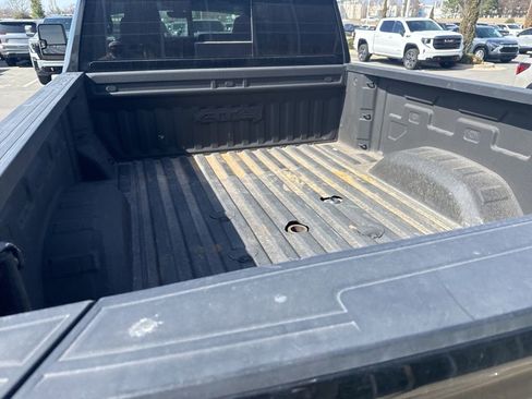 Used 2020 GMC Sierra 2500 AT4 w/ AT4 Premium Package image 12