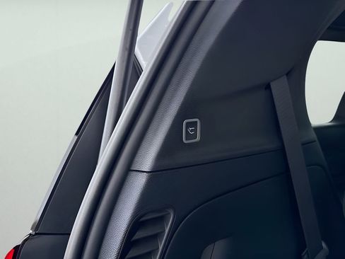 New 2026 Chrysler Pacifica Select AWD/4WD image 19