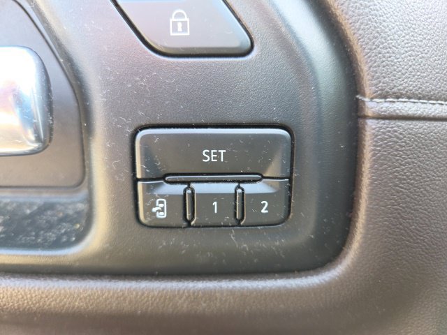 Used 2021 GMC Sierra 1500 SLT AWD/4WD image 26