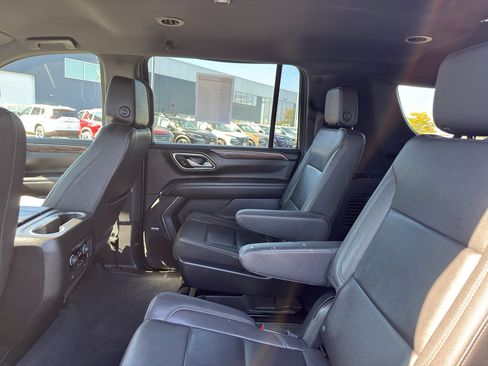 Certified 2023 Chevrolet Suburban Z71 image 32