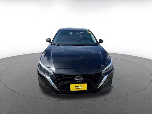 Used 2025 Nissan Sentra S image 4