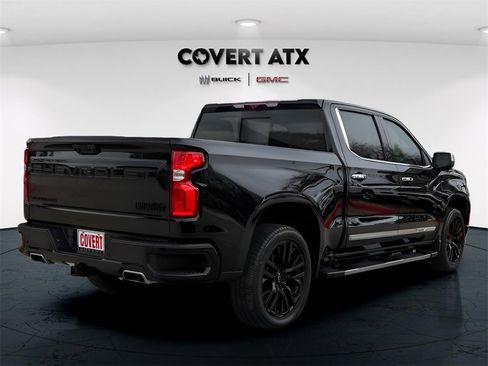 Used 2023 Chevrolet Silverado 1500 High Country w/ Technology Package image 7