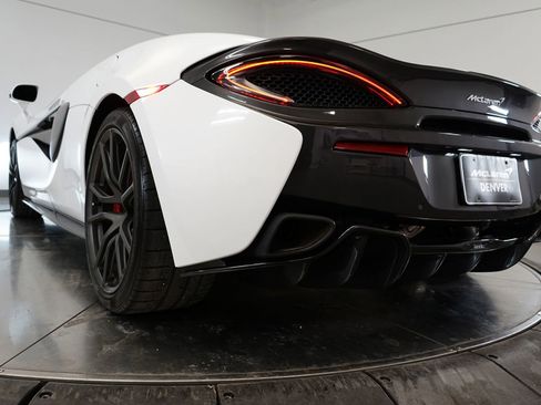 Used 2019 McLaren 570S Coupe image 20