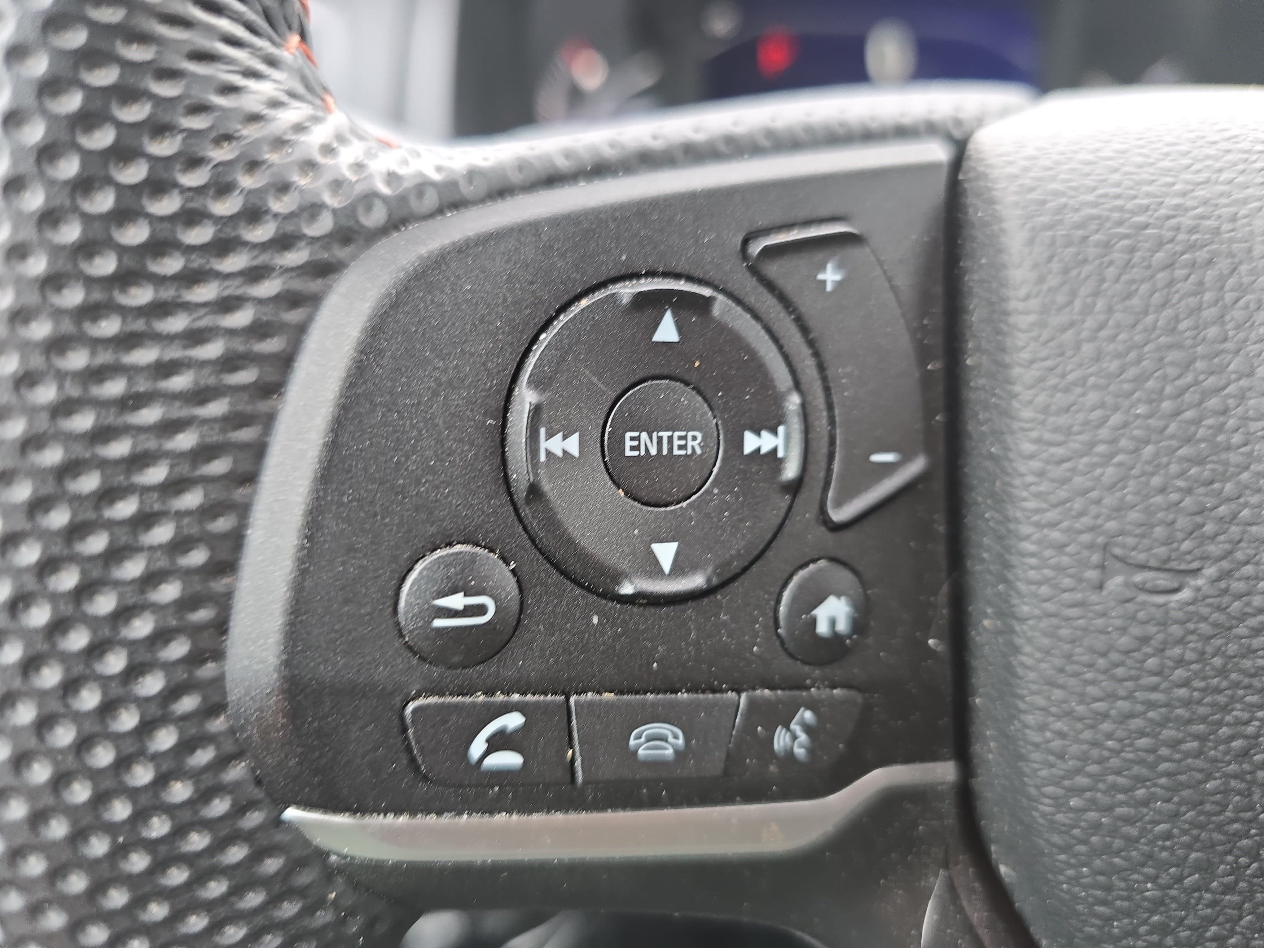 Certified 2025 Honda Passport TrailSport image 17