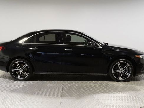 Used 2021 Mercedes-Benz A 220 4MATIC w/ Premium Package image 8
