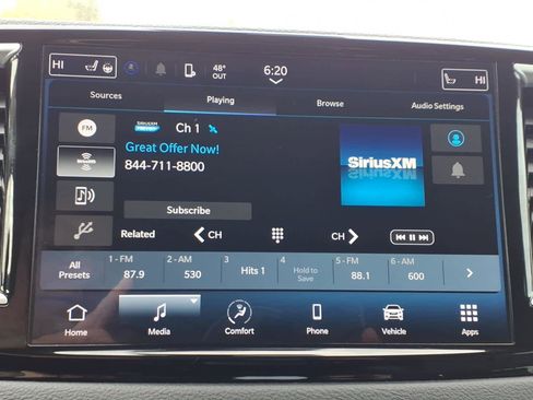 Used 2023 Chrysler Pacifica Touring-L image 20