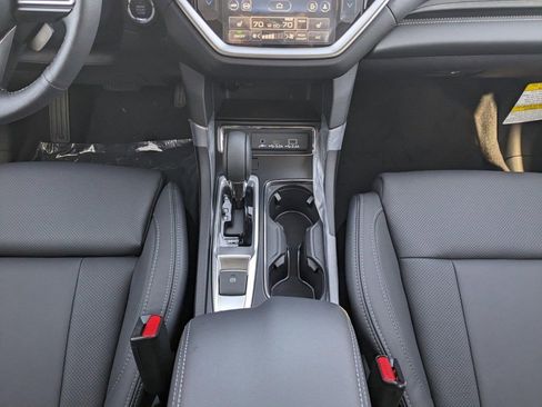 New 2025 Subaru Ascent Limited w/ Popular Package #2 image 20