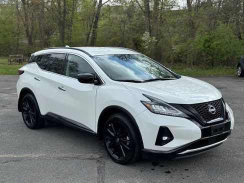 Used 2024 Nissan Murano SV w/ SV Midnight Edition Package AWD/4WD image 3