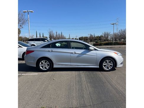 Used 2014 Hyundai Sonata GLS w/ Popular Equipment Group 2 image 2