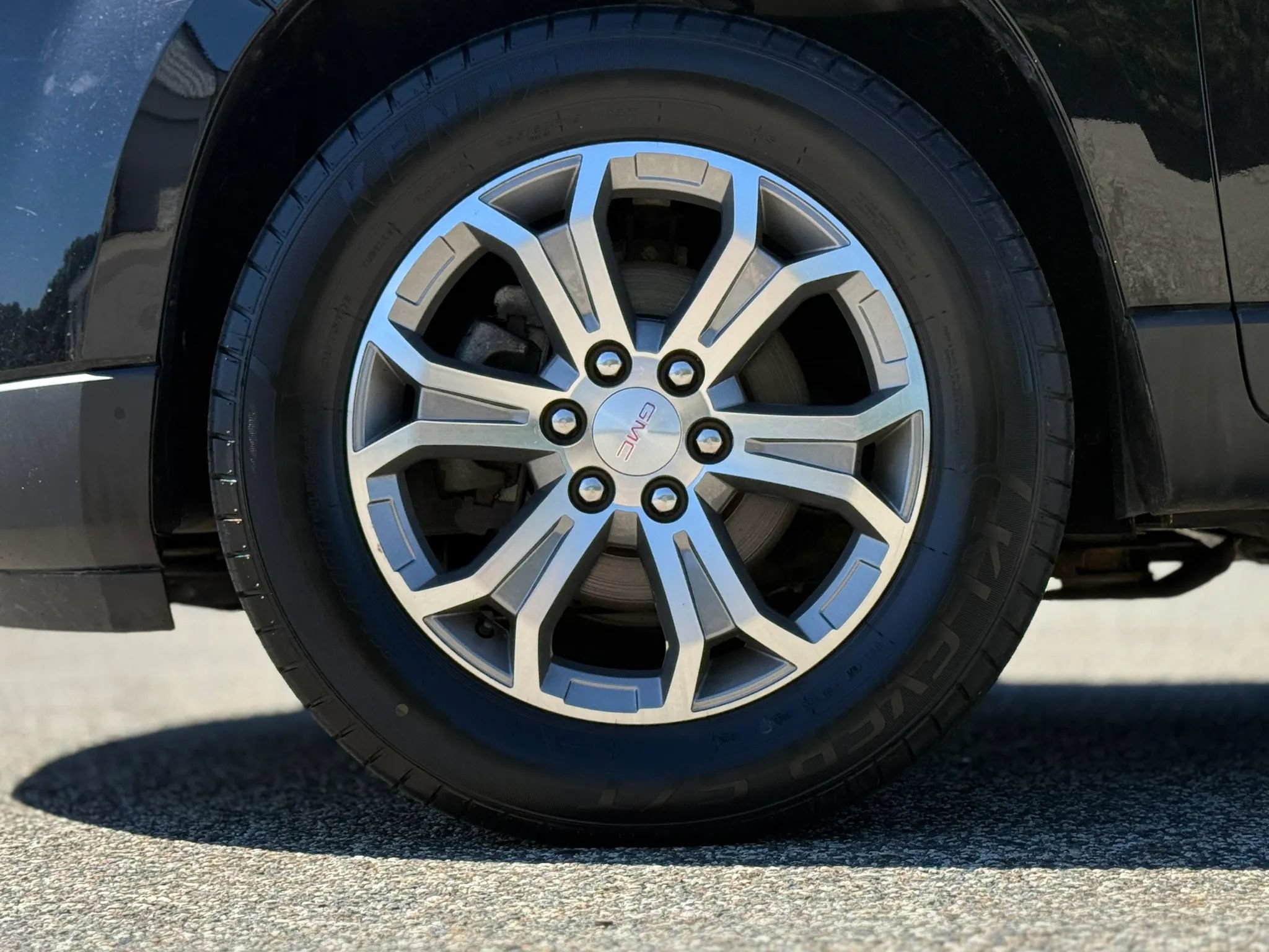 Used 2016 GMC Acadia SLT w/ Open Road Package AWD/4WD image 31