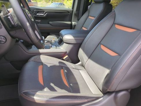 Used 2025 GMC Sierra 1500 AT4 w/ AT4 Premium Package image 14