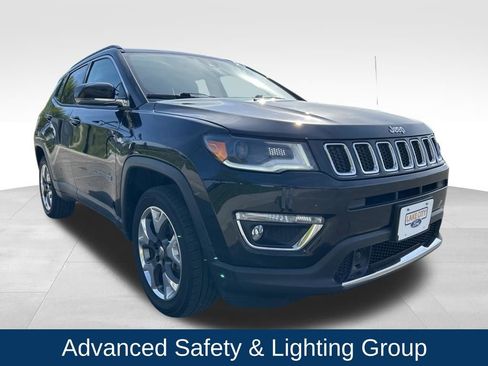 Used 2018 Jeep Compass Limited w/ Navigation Group AWD/4WD image 8