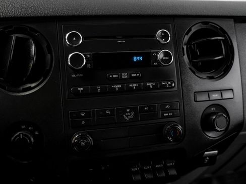 Used 2016 Ford F550 4x4 Crew Cab Super Duty image 21