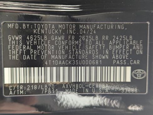 Used 2026 Toyota Corolla LE image 28