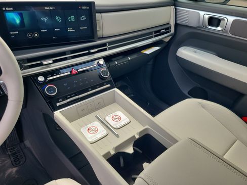 New 2026 Hyundai Santa Fe SE image 32