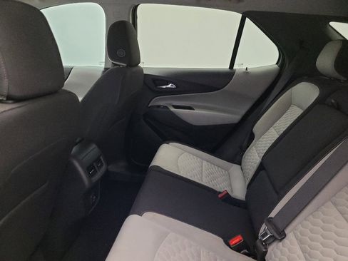 Used 2021 Chevrolet Equinox LT w/ LPO, Floor Liner Package FWD image 18