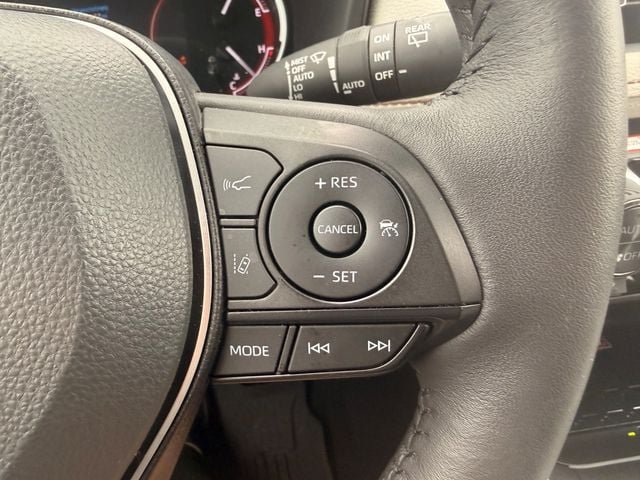 Used 2025 Toyota RAV4 XLE Premium w/ Weather Package FWD image 10