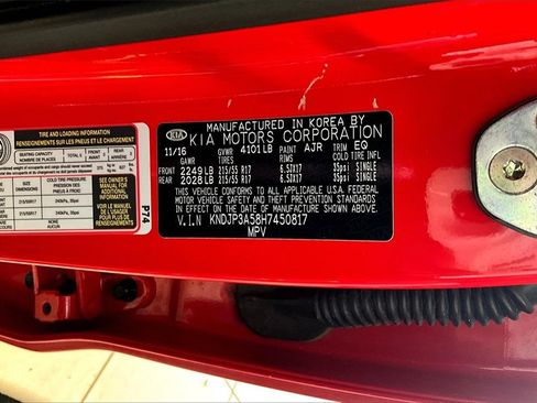 Used 2017 Kia Soul + image 17