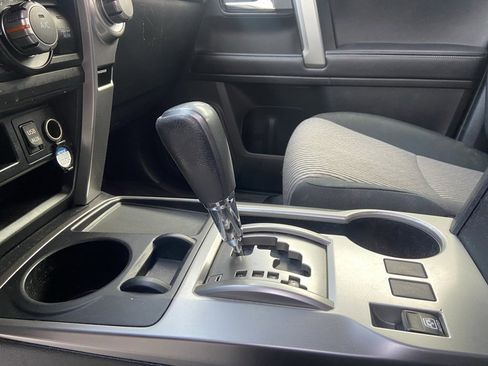 Used 2018 Toyota 4Runner SR5 image 27