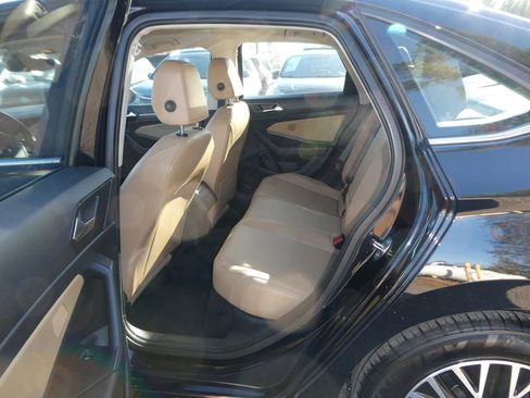 Used 2019 Volkswagen Jetta SEL image 30