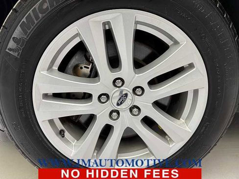 Used 2019 Ford Explorer XLT w/ Class III Trailer Tow Package image 9