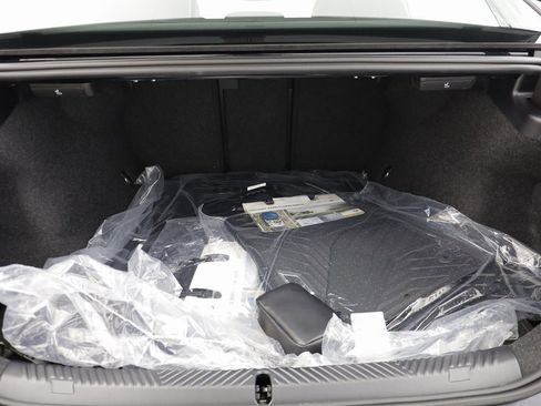 New 2026 BMW 540i xDrive w/ Executive Package image 18