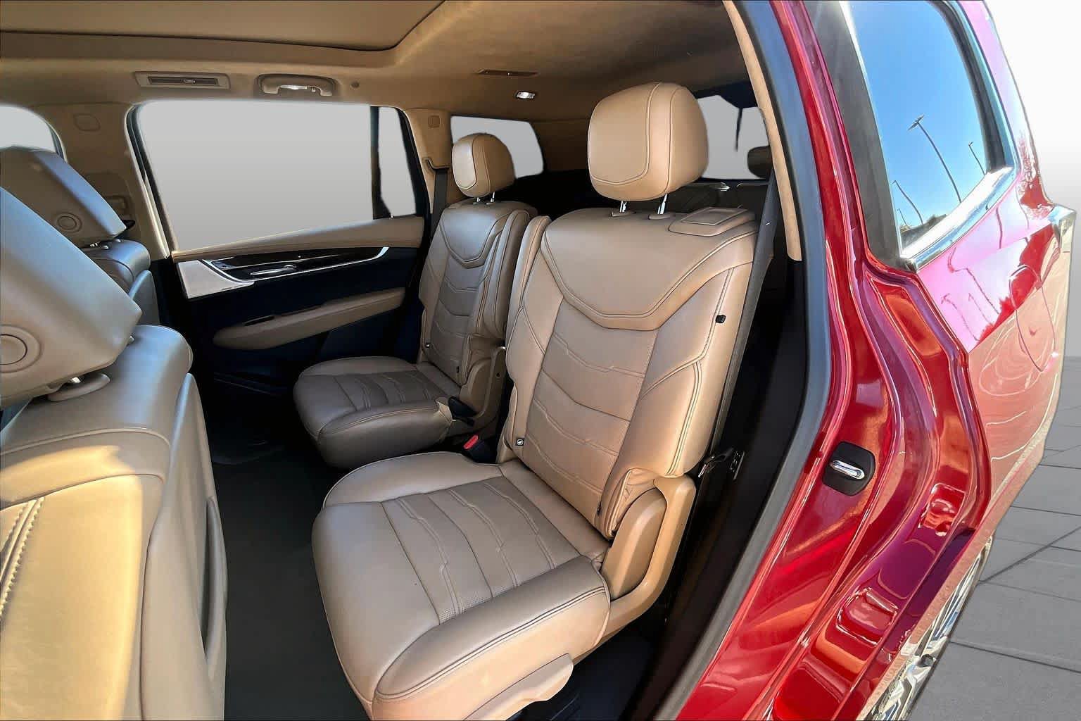 Used 2022 Cadillac XT6 Sport w/ Platinum Package AWD/4WD image 20