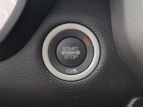 Used 2025 RAM 1500 Big Horn AWD/4WD image 25
