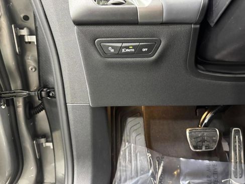 New 2026 BMW iX xDrive60 w/ M Sport Package image 30