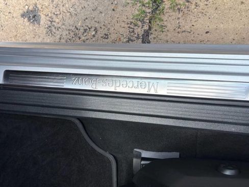 Used 2014 Mercedes-Benz E 350 Sedan image 21