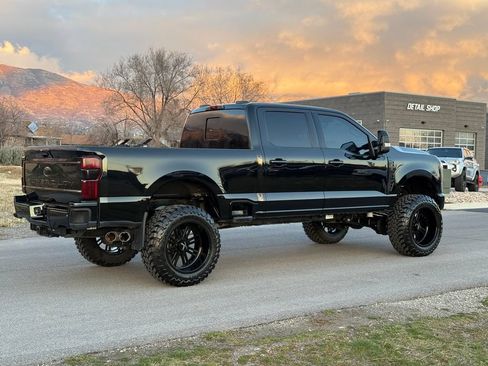 Used 2023 Ford F250 Lariat w/ Chrome Package AWD/4WD image 9