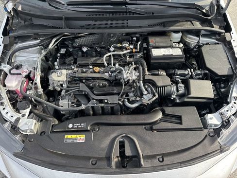 Used 2025 Toyota Corolla LE image 29