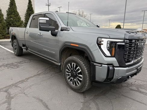 Used 2024 GMC Sierra 3500 Denali Ultimate image 1