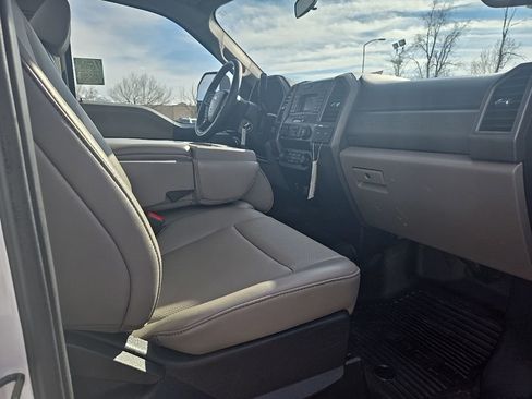Used 2021 Ford F250 XL w/ Power Equipment Group image 25
