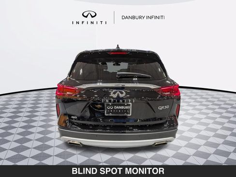 Used 2022 INFINITI QX50 Luxe w/ Cargo Package AWD/4WD image 4