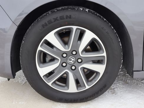 Used 2015 Honda Odyssey Touring Elite image 34