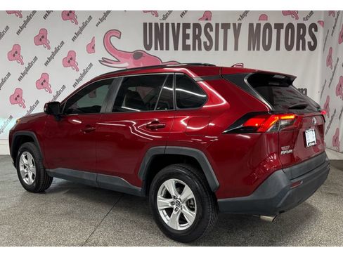 Used 2019 Toyota RAV4 XLE image 12