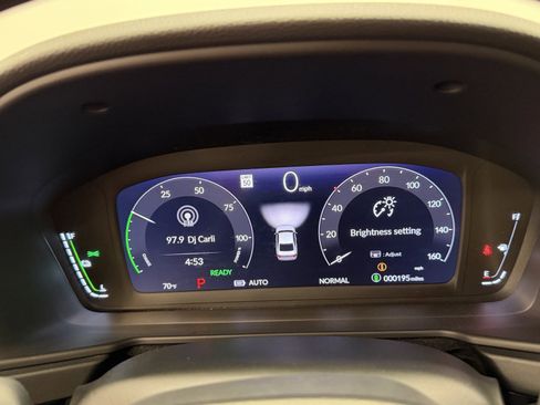 Used 2025 Honda Accord EX-L image 17