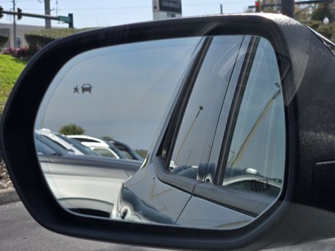 New 2026 Chevrolet Traverse High Country image 15