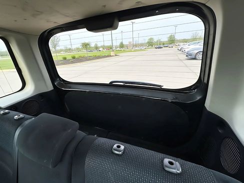 Used 2006 Scion xB Hatchback 4D image 11