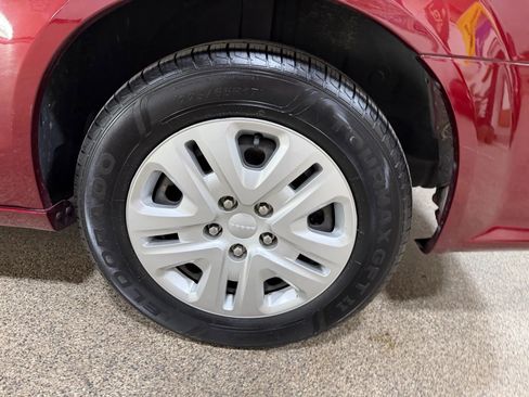 Used 2019 Dodge Grand Caravan SE image 56