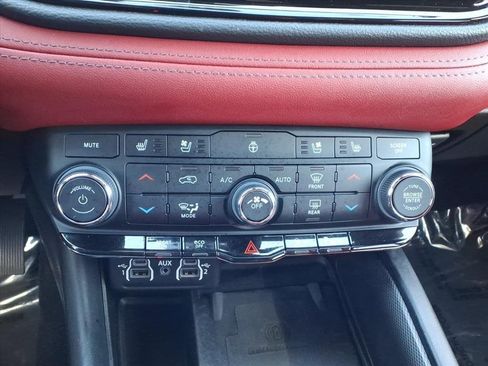 Used 2022 Dodge Durango R/T w/ Blacktop Package image 20