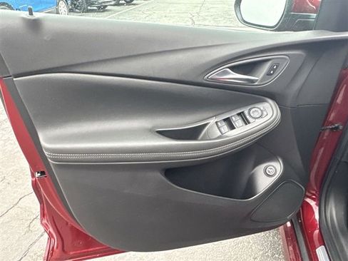 Used 2023 Buick Encore GX Select w/ Sport Touring Package image 21