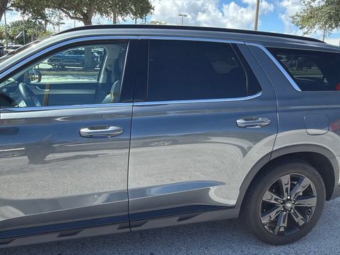 Used 2024 Hyundai Palisade XRT FWD image 3