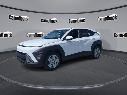 New 2026 Hyundai Kona SE image 3