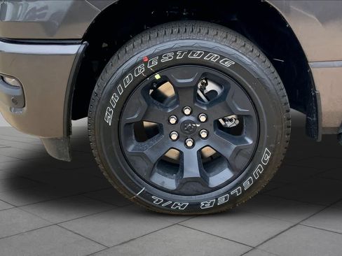 New 2026 RAM 1500 Express AWD/4WD image 11